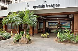 Waikiki Banyan Tower 1 Suite 802