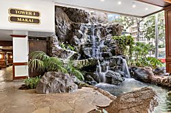 Waikiki Banyan Tower 1 Suite 802