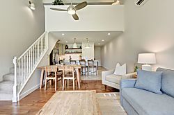 Turtle Bay Condo with Loft and Split Air