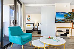 Waikiki Banyan 1811 T2