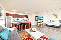 Waikiki Banyan 1709 T2