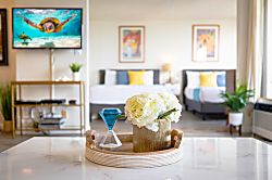 Waikiki Banyan 1709 T2