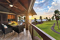 Kanaloa at Kona 1606 - The day winds down here, the fairway below and the Pacific catching the last light.