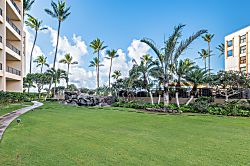Sugar Beach Resort Condo Rental - Property grounds