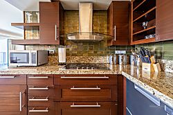 Ala Moana Hotel Condo 3307