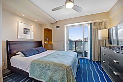 Ala Moana Hotel Condo 3307