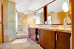 Ala Moana Hotel Condo 3307