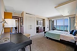 Ala Moana Hotel Condo 3307