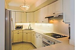 Ilikai Hotel 26th Fl PH