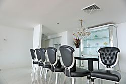 Ilikai Hotel 26th Fl PH