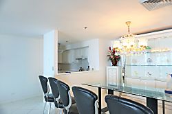 Ilikai Hotel 26th Fl PH