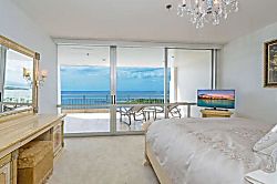 Ilikai Hotel 26th Fl PH