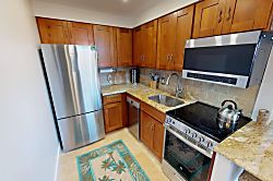 Paki Maui Oceanview Condo