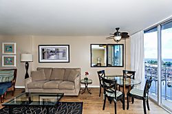 Ilikai Marina 9th Floor