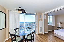 Ilikai Marina 9th Floor