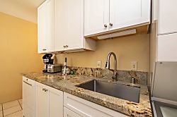 Island Sands Resort 310