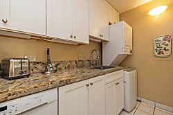 Island Sands Resort 310