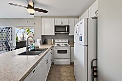 Alii Villas #224 - Private kitchen