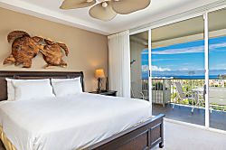 Aston Whaler at Kaanapali 1112