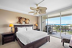 Aston Whaler at Kaanapali 1112
