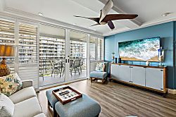 Aston Whaler on Kaanapali #619