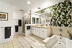 Waikoloa Villa on Golf Course