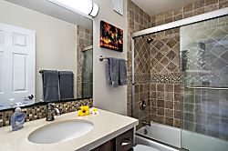 Keauhou Kona Surf & Racquet Club 9-304