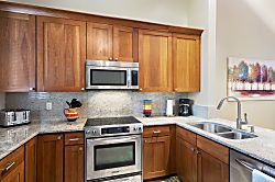 Keauhou Kona Surf & Racquet Club 9-304