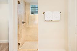 Pili Mai at Poipu 13F