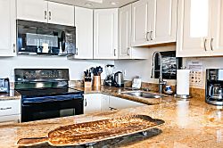 Luana Kai Resort B307