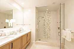 Luana Garden Villas 11B & 11D  - Bathroom