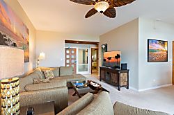 Kapalu Ridge Villa 2914 - Colorful artwork and rich designs are found throughout this Maui escape
