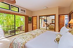 Kapalu Ridge Villa 2914 - Unwind in your spacious bedroom after a long day of exploring the island