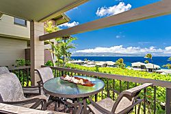 Kapalu Ridge Villa 2914 - The large, private lanai features a table and seating for four