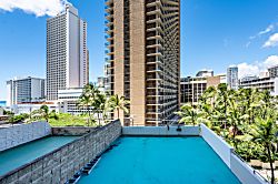 Waikiki Banyan Tower 1 Suite 708
