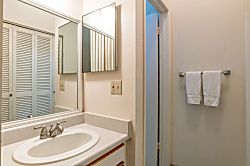 Kahana Sunset Resort E1