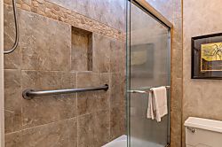 Kahana Sunset Resort E1