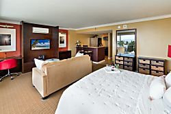 Ilikai Hotel 5th Floor Unit