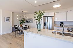 Ilikai Hotel Penthouse 2600