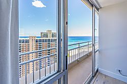 Ilikai Hotel Penthouse 2600