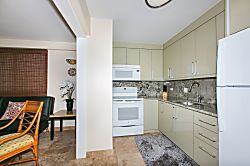 Waiki Park Heights - 20th floor