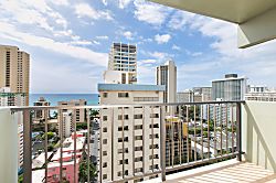 Waiki Park Heights - 20th floor