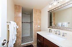 Waiki Park Heights - 20th floor