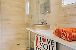 Oceanfront Art Gallery Retreat