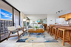 Waikiki Banyan 3504 T2