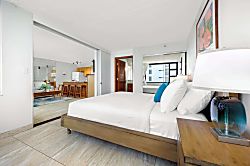 Waikiki Banyan 3504 T2