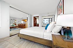 Waikiki Banyan 3504 T2