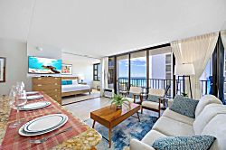 Waikiki Banyan 3504 T2