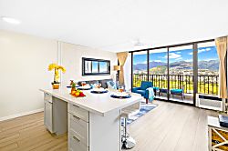 Waikiki Banyan 2811 T2