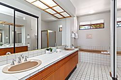 Shores at Waikoloa Unit 313